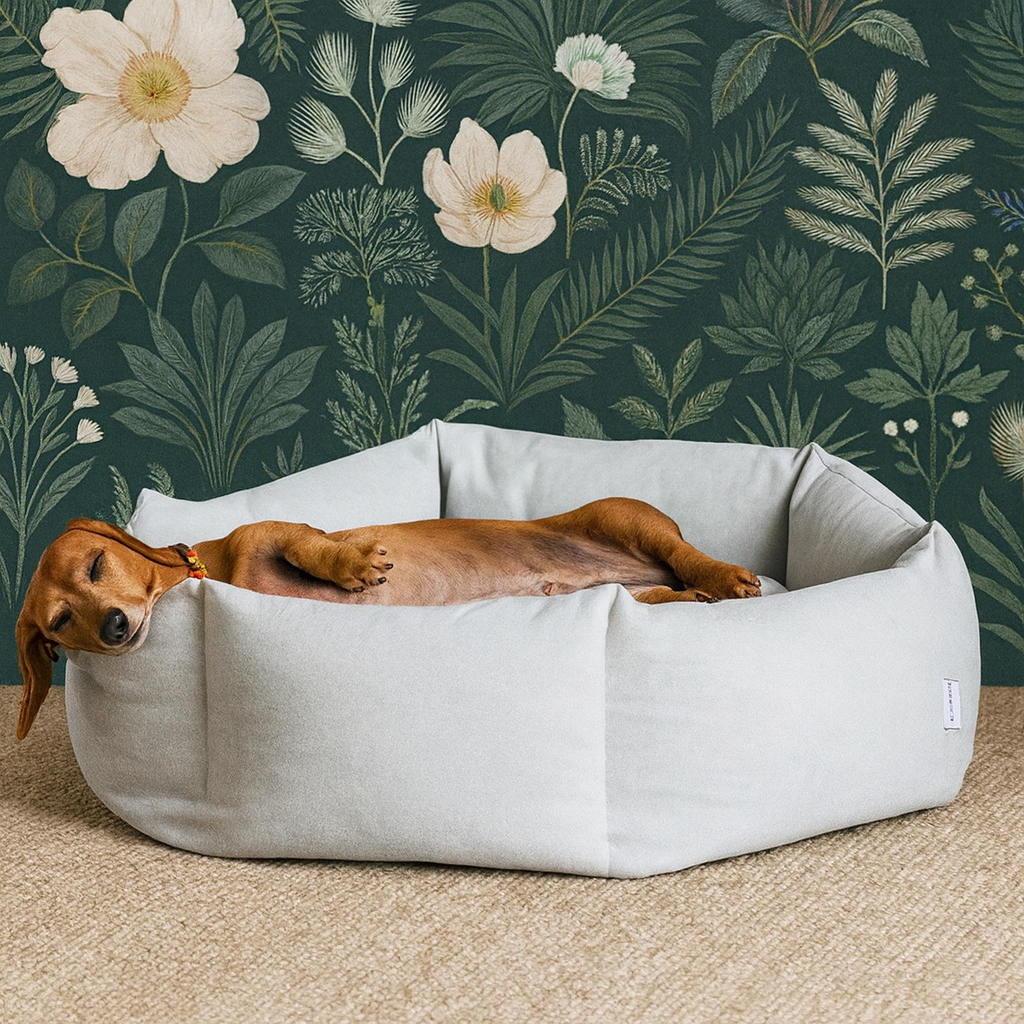 Luxury Linen Dog Bed – Comfort & Style